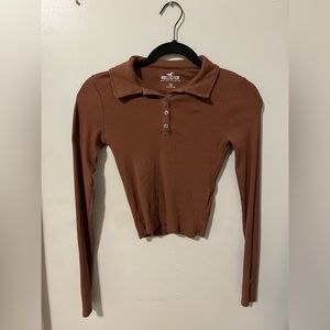 Brown long sleeve turtleneck